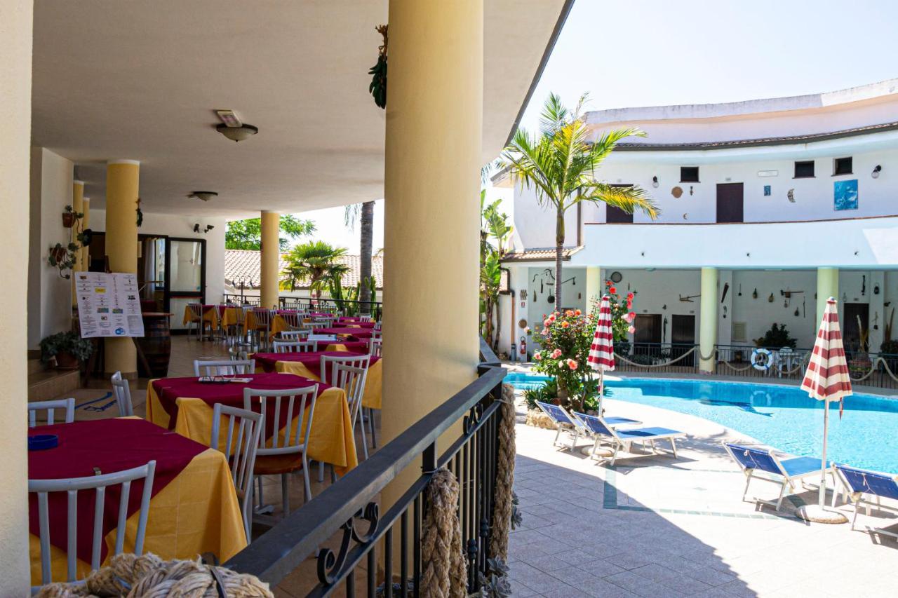 Hotel L'Ancora Capo Vaticano Bagian luar foto