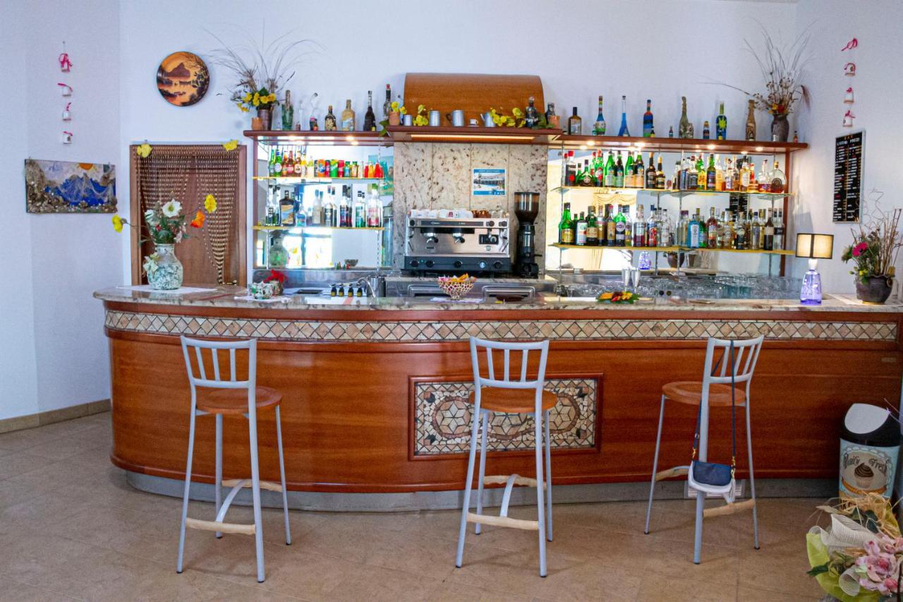 Hotel L'Ancora Capo Vaticano Bagian luar foto