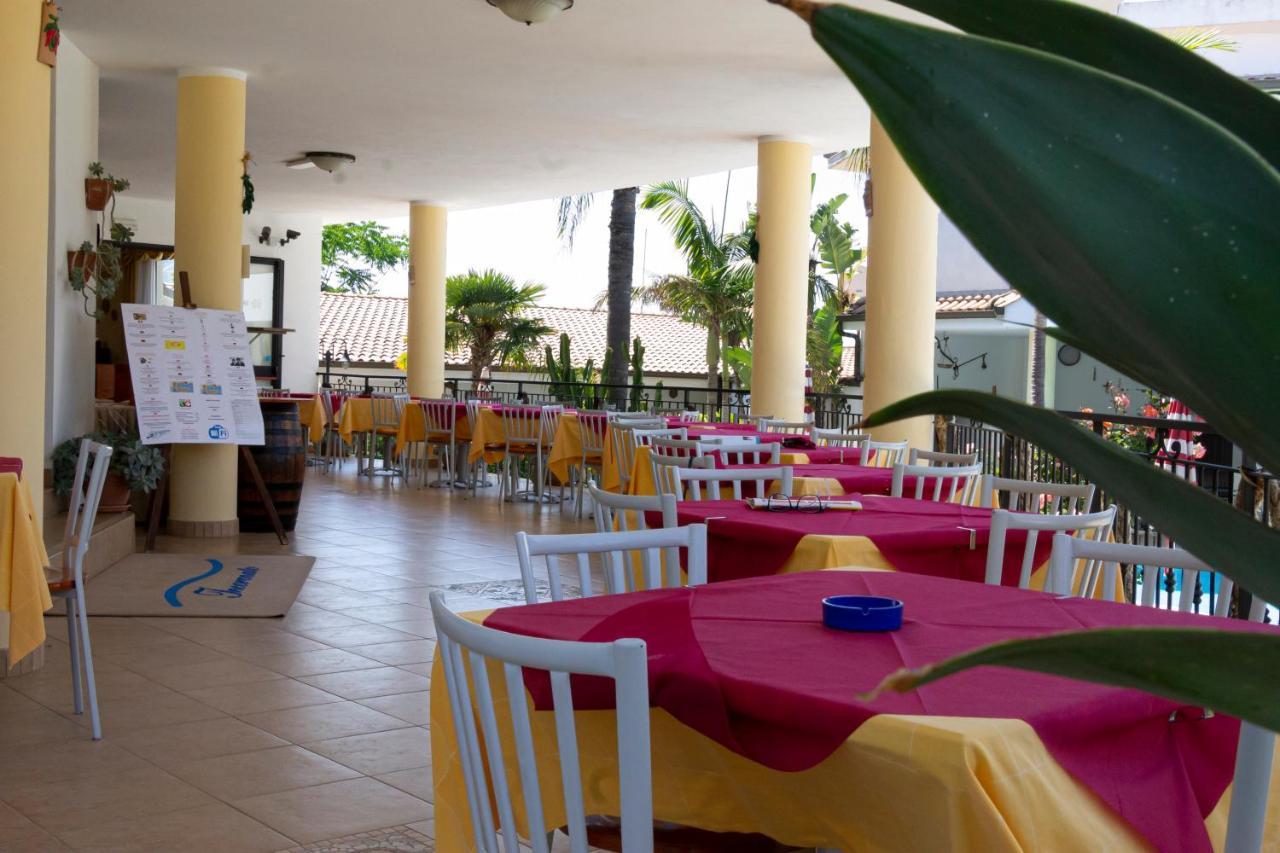 Hotel L'Ancora Capo Vaticano Bagian luar foto