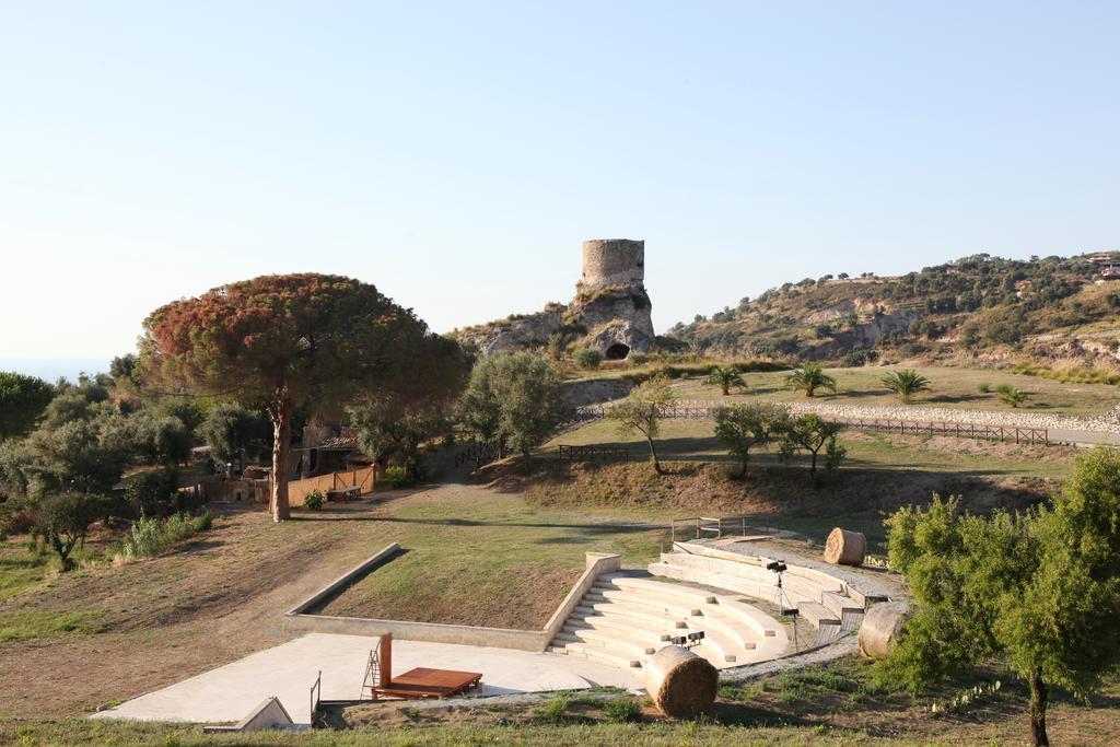Hotel L'Ancora Capo Vaticano Bagian luar foto