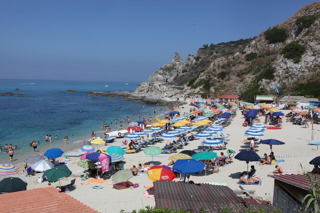 Hotel L'Ancora Capo Vaticano Bagian luar foto